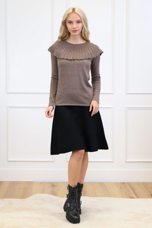 Knit Round Collar Top